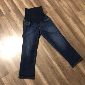 Maternity jean capris